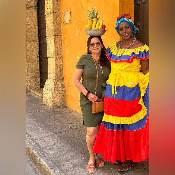 Meet your Posher - Picture 4 of 5